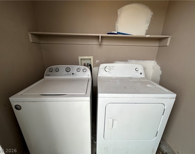 1309 Exley Avenue - Photo Thumbnail 12