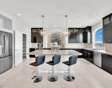 9770 Hawk Crest Street - Photo Thumbnail 21