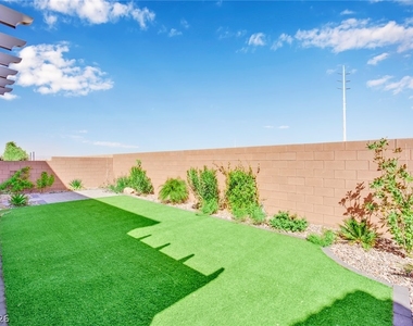 9770 Hawk Crest Street - Photo Thumbnail 54