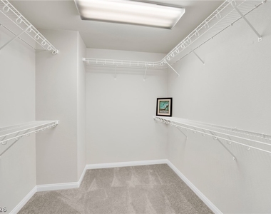 9770 Hawk Crest Street - Photo Thumbnail 34