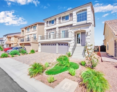 9770 Hawk Crest Street - Photo Thumbnail 2