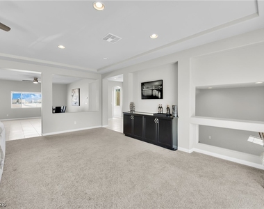 9770 Hawk Crest Street - Photo Thumbnail 9