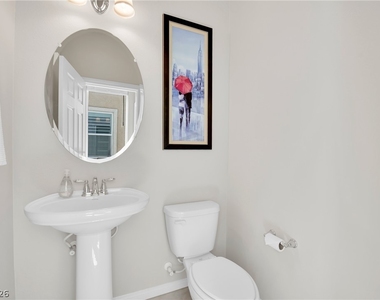 9770 Hawk Crest Street - Photo Thumbnail 24
