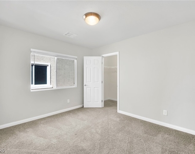 9770 Hawk Crest Street - Photo Thumbnail 39