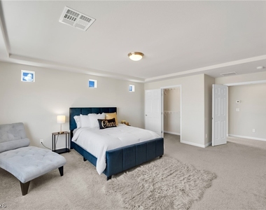 9770 Hawk Crest Street - Photo Thumbnail 29
