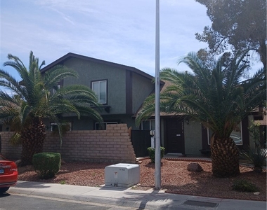 4529 Del Oro Drive - Photo Thumbnail 19