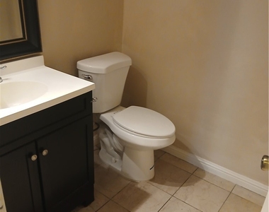 4529 Del Oro Drive - Photo Thumbnail 14