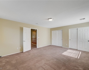 8269 New Leaf Avenue - Photo Thumbnail 20