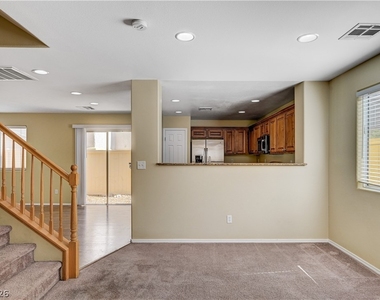 8269 New Leaf Avenue - Photo Thumbnail 8