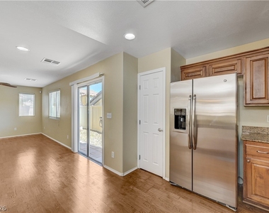 8269 New Leaf Avenue - Photo Thumbnail 15