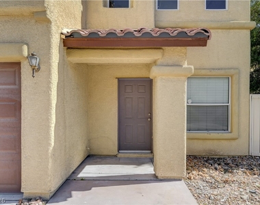 8269 New Leaf Avenue - Photo Thumbnail 3