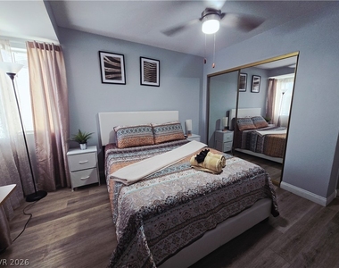 5045 Spencer Street - Photo Thumbnail 12