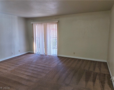 4320 Sandy River Drive - Photo Thumbnail 4