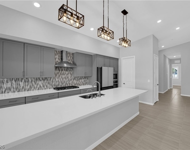 11909 Pippa Avenue - Photo Thumbnail 7