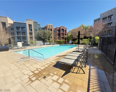 38 E Serene Avenue - Photo Thumbnail 22
