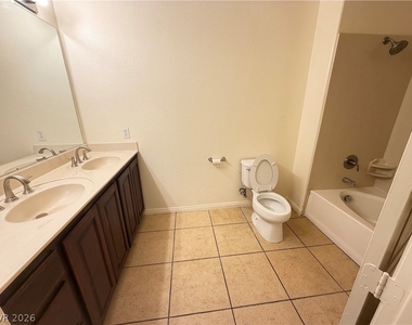 38 E Serene Avenue - Photo Thumbnail 17