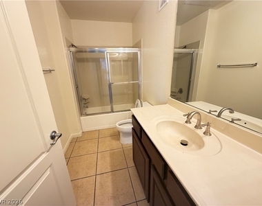 38 E Serene Avenue - Photo Thumbnail 16