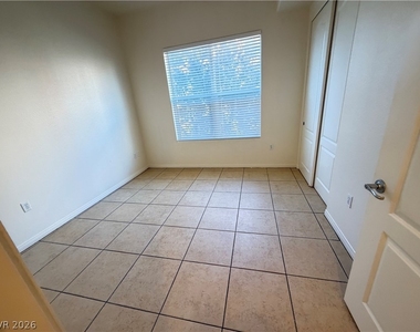 38 E Serene Avenue - Photo Thumbnail 19