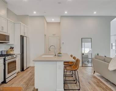 3354 Via Strada Street - Photo Thumbnail 10