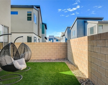 3354 Via Strada Street - Photo Thumbnail 39