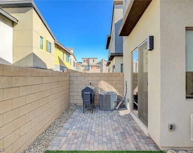3354 Via Strada Street - Photo Thumbnail 43