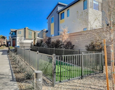 3354 Via Strada Street - Photo Thumbnail 50