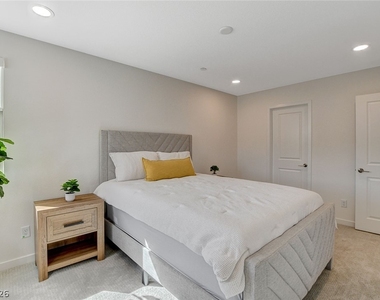 3354 Via Strada Street - Photo Thumbnail 25