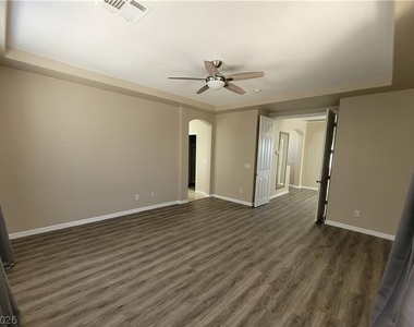 971 Armandito Drive - Photo Thumbnail 12