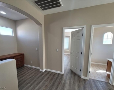 971 Armandito Drive - Photo Thumbnail 10