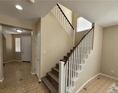 971 Armandito Drive - Photo Thumbnail 5