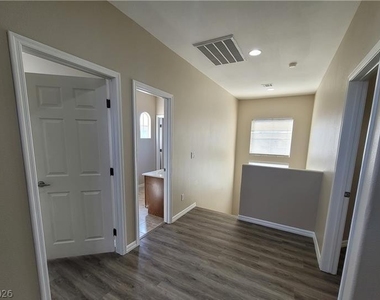 971 Armandito Drive - Photo Thumbnail 9