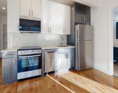 138-28 Queens Blvd - Photo Thumbnail 4