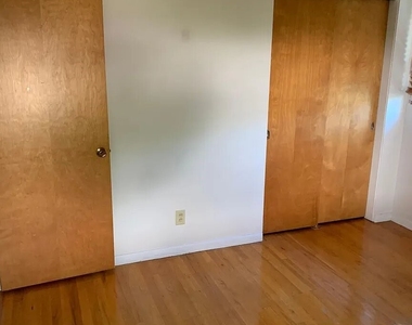 3137 Belmont Avenue - Photo Thumbnail 23
