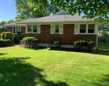 3137 Belmont Avenue - Photo Thumbnail 2