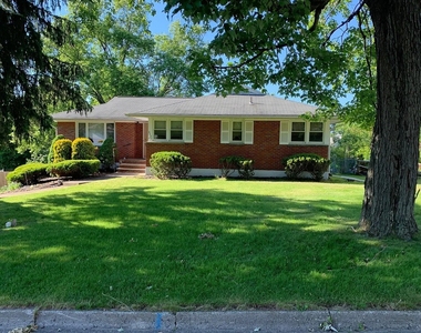 3137 Belmont Avenue - Photo Thumbnail 1