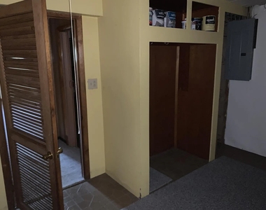3137 Belmont Avenue - Photo Thumbnail 41