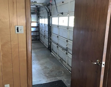 3137 Belmont Avenue - Photo Thumbnail 44