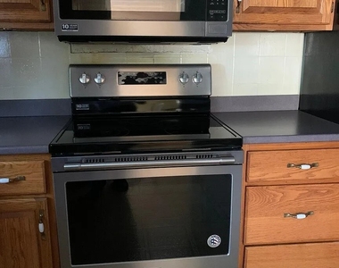 3137 Belmont Avenue - Photo Thumbnail 19