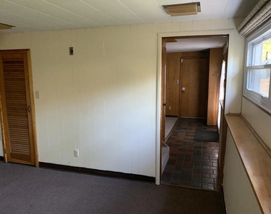3137 Belmont Avenue - Photo Thumbnail 37