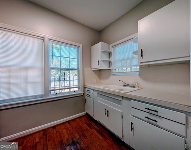 3548 E Main Street - Photo Thumbnail 4
