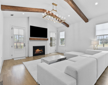 202 Regester Way - Photo Thumbnail 18