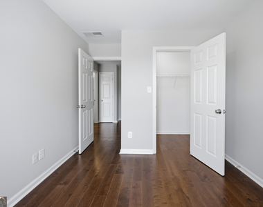 1098 Village Creek - Photo Thumbnail 32