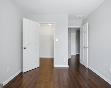1098 Village Creek - Photo Thumbnail 30