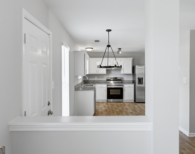 1098 Village Creek - Photo Thumbnail 16