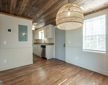 384 Arrowhead Trail - Photo Thumbnail 7