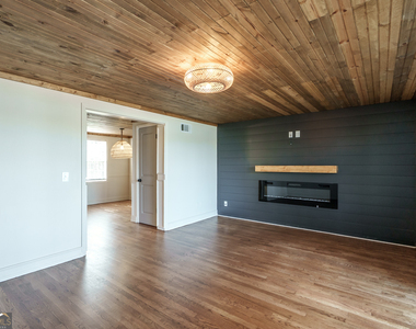 384 Arrowhead Trail - Photo Thumbnail 16