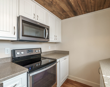 384 Arrowhead Trail - Photo Thumbnail 10