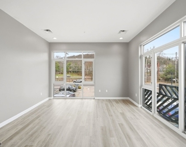 271 Millburn Ave - Photo Thumbnail 14