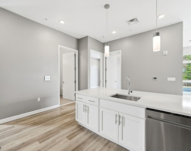271 Millburn Ave - Photo Thumbnail 6