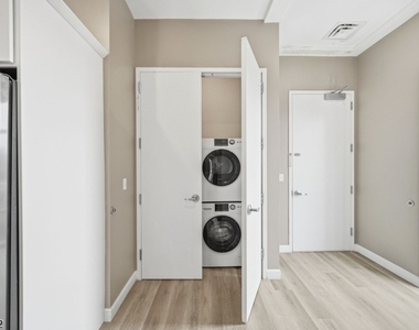 271 Millburn Ave - Photo Thumbnail 10